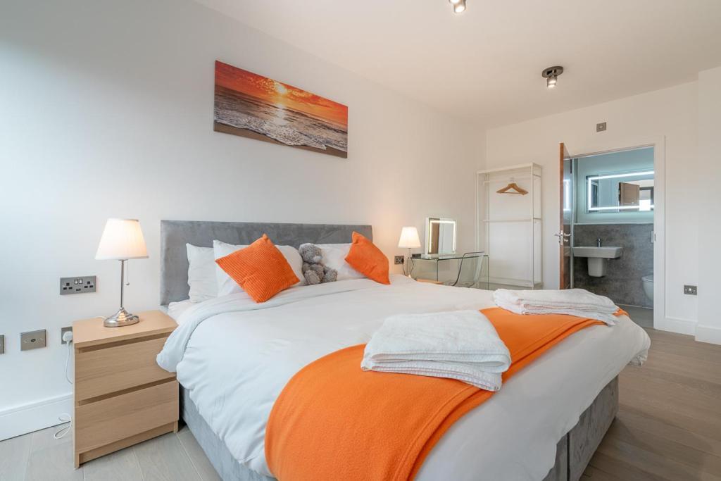 Central Penthouse With Hot Tub & Views 23 Cheltenham Exterior foto